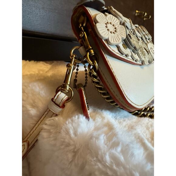 EXCELLENT CONDITION Coach Tea Rose Appliqué Leather Chain Shoulder Bag Ivory - Picture 3 of 12